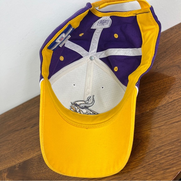 Minnesota Vikings Hat Strapback NFL Reebok  On Field Equipment Dad Hat NFL - Picture 11 of 14